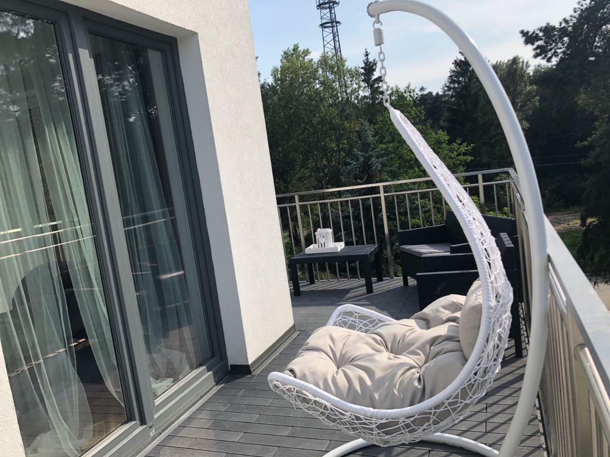 Family & Business Sauna Apartments No1 Lesny Nad Zalewem Cedzyna Unikat - 3 Bedroom With Private Sauna, Bath With Hydromassage, Terrace, Garage, Catering Options 凯尔采 外观 照片