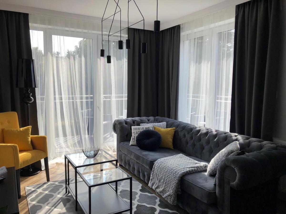 Family & Business Sauna Apartments No1 Lesny Nad Zalewem Cedzyna Unikat - 3 Bedroom With Private Sauna, Bath With Hydromassage, Terrace, Garage, Catering Options 凯尔采 外观 照片