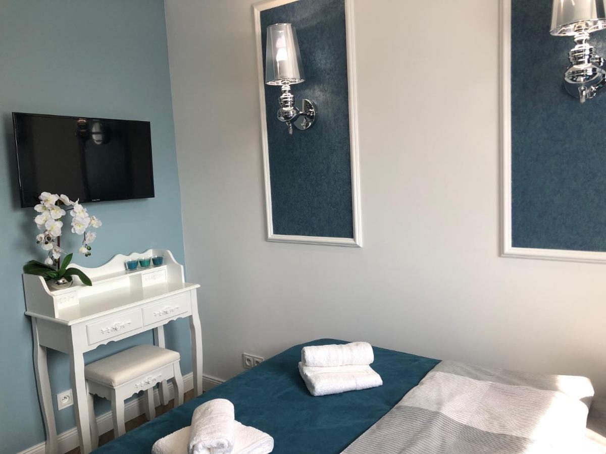 Family & Business Sauna Apartments No1 Lesny Nad Zalewem Cedzyna Unikat - 3 Bedroom With Private Sauna, Bath With Hydromassage, Terrace, Garage, Catering Options 凯尔采 外观 照片