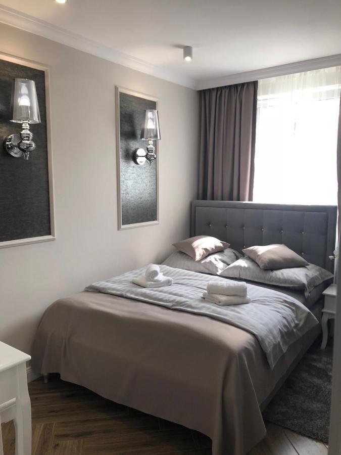 Family & Business Sauna Apartments No1 Lesny Nad Zalewem Cedzyna Unikat - 3 Bedroom With Private Sauna, Bath With Hydromassage, Terrace, Garage, Catering Options 凯尔采 外观 照片